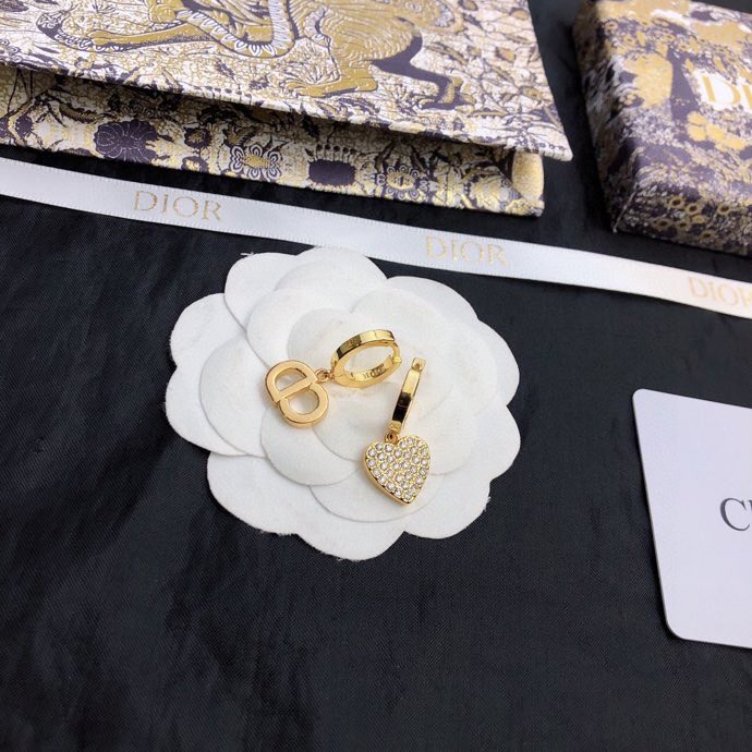 ch**an D*or earrings